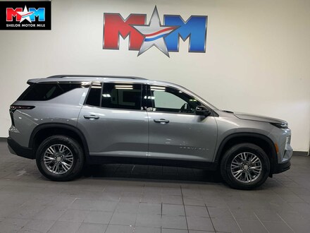 2025 Chevrolet Traverse LT SUV