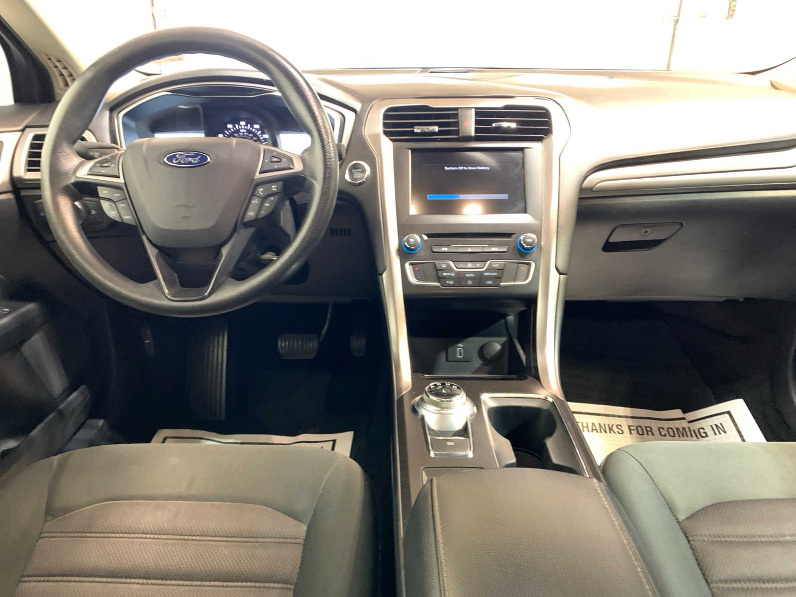 2017 Ford Fusion SE photo 4