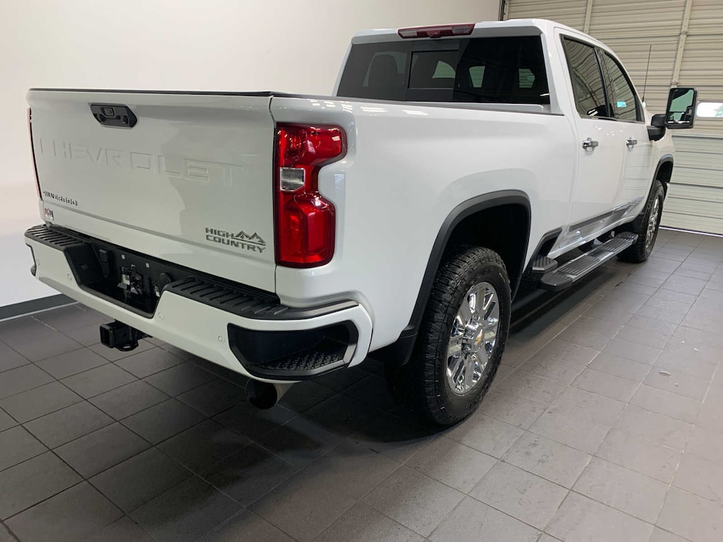 Used 2024 Chevrolet Silverado 2500 HD High Country Truck Crew Cab