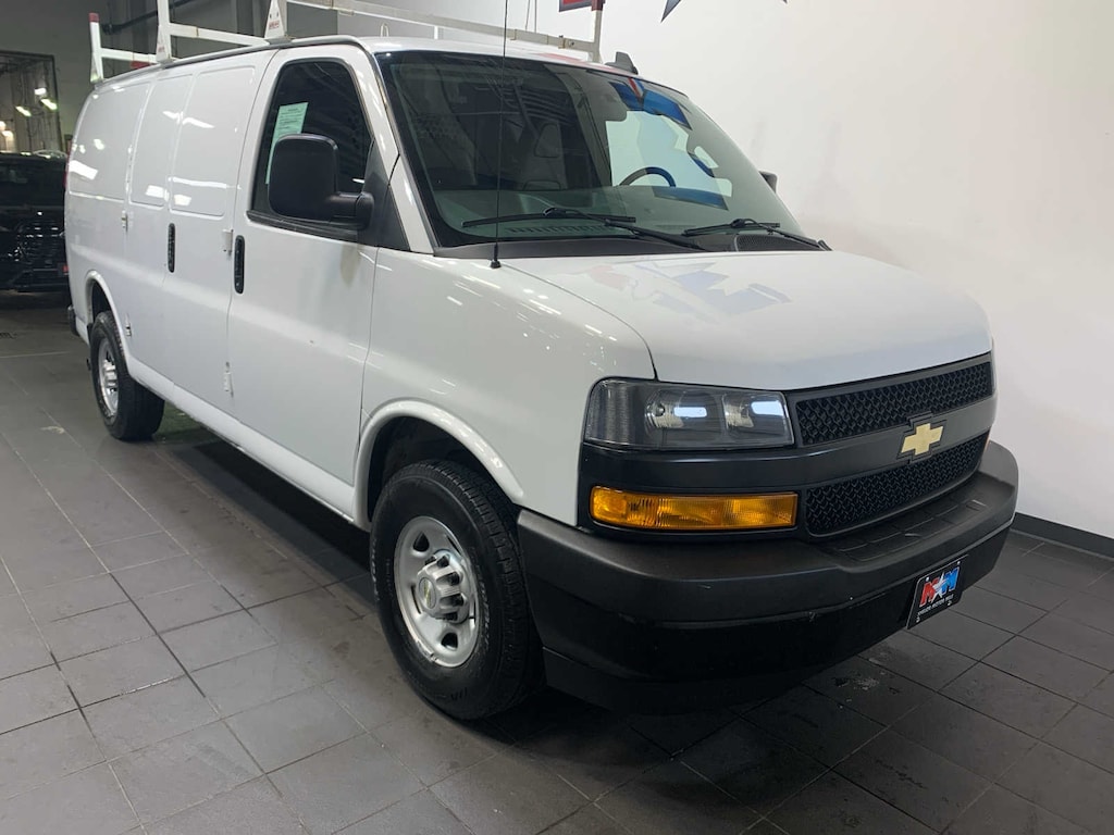 Used 2020 Chevrolet Express Cargo 2500 2500 Regular Wheelbase Rear-Wheel Drive Van Cargo Van