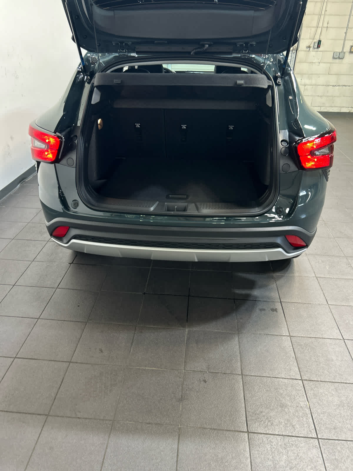 2026 Chevrolet Trax LT - Photo 10