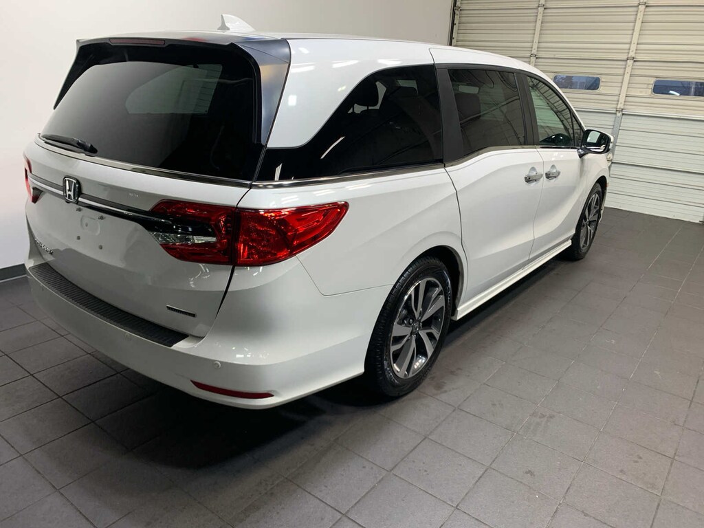 Used 2023 Honda Odyssey Touring Van