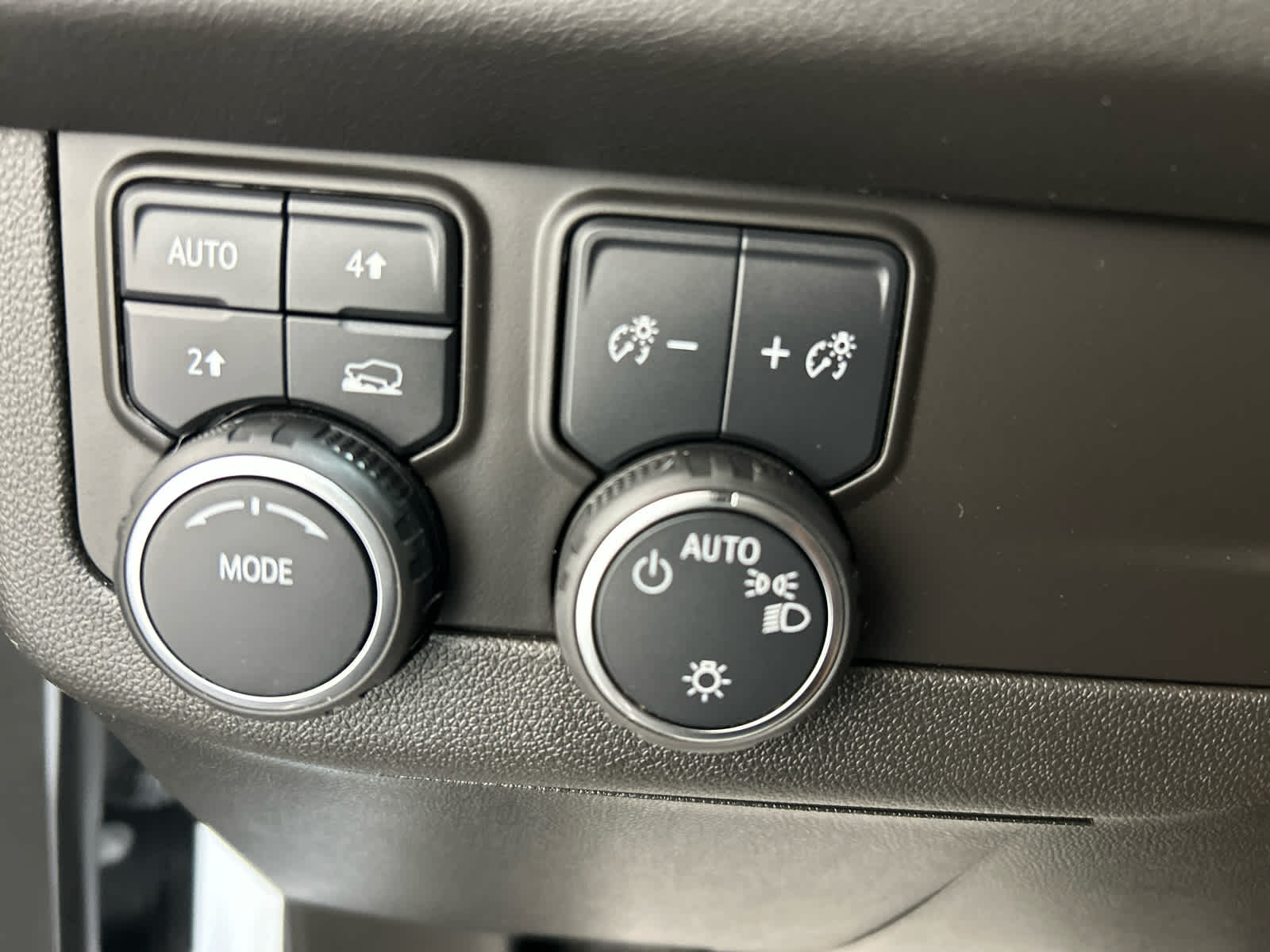 2023 Chevrolet Tahoe LS - Photo 6