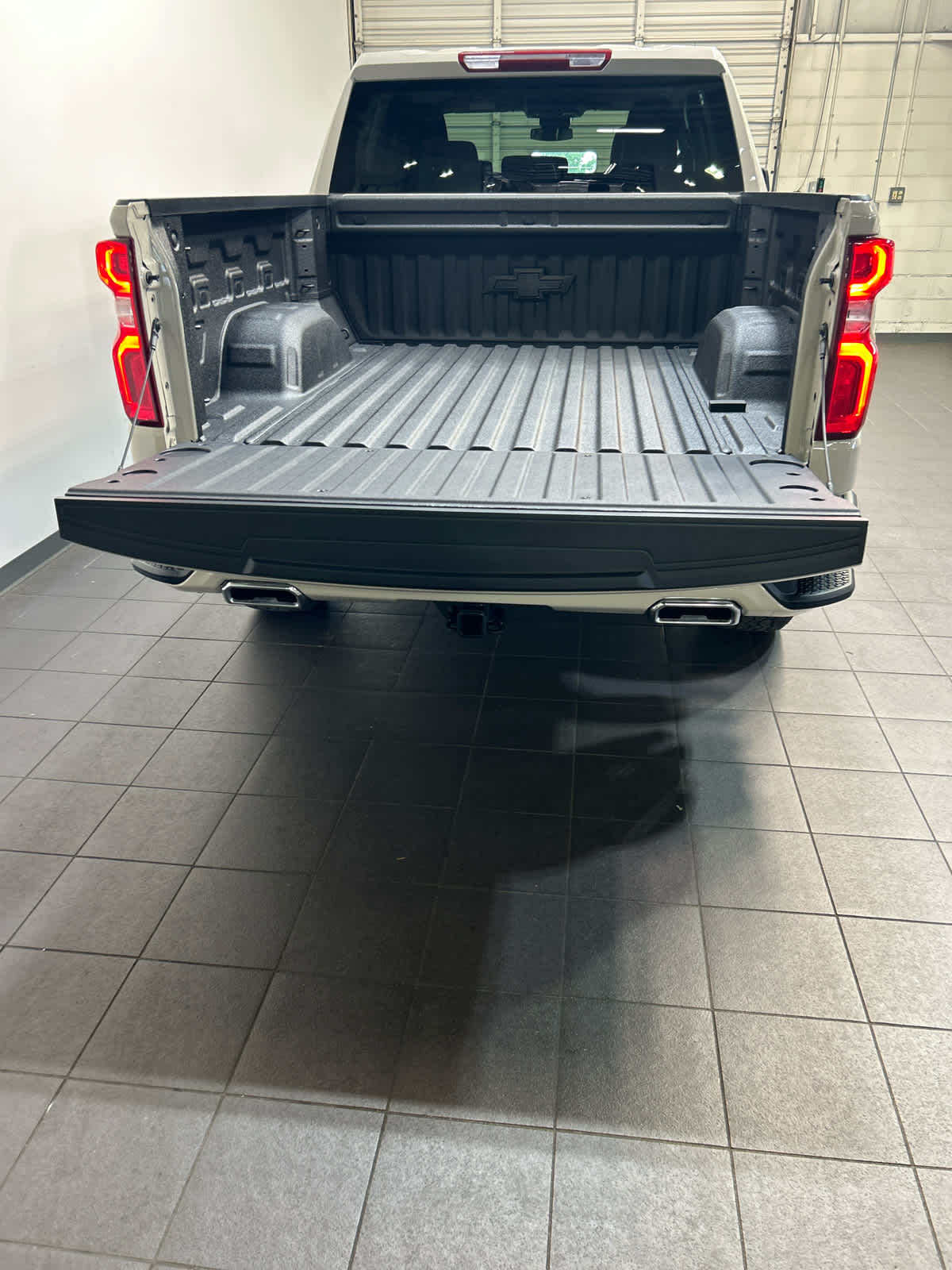 2026 Chevrolet Silverado 1500 RST - Photo 10