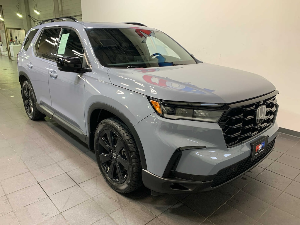 Used 2025 Honda Pilot Black Edition SUV