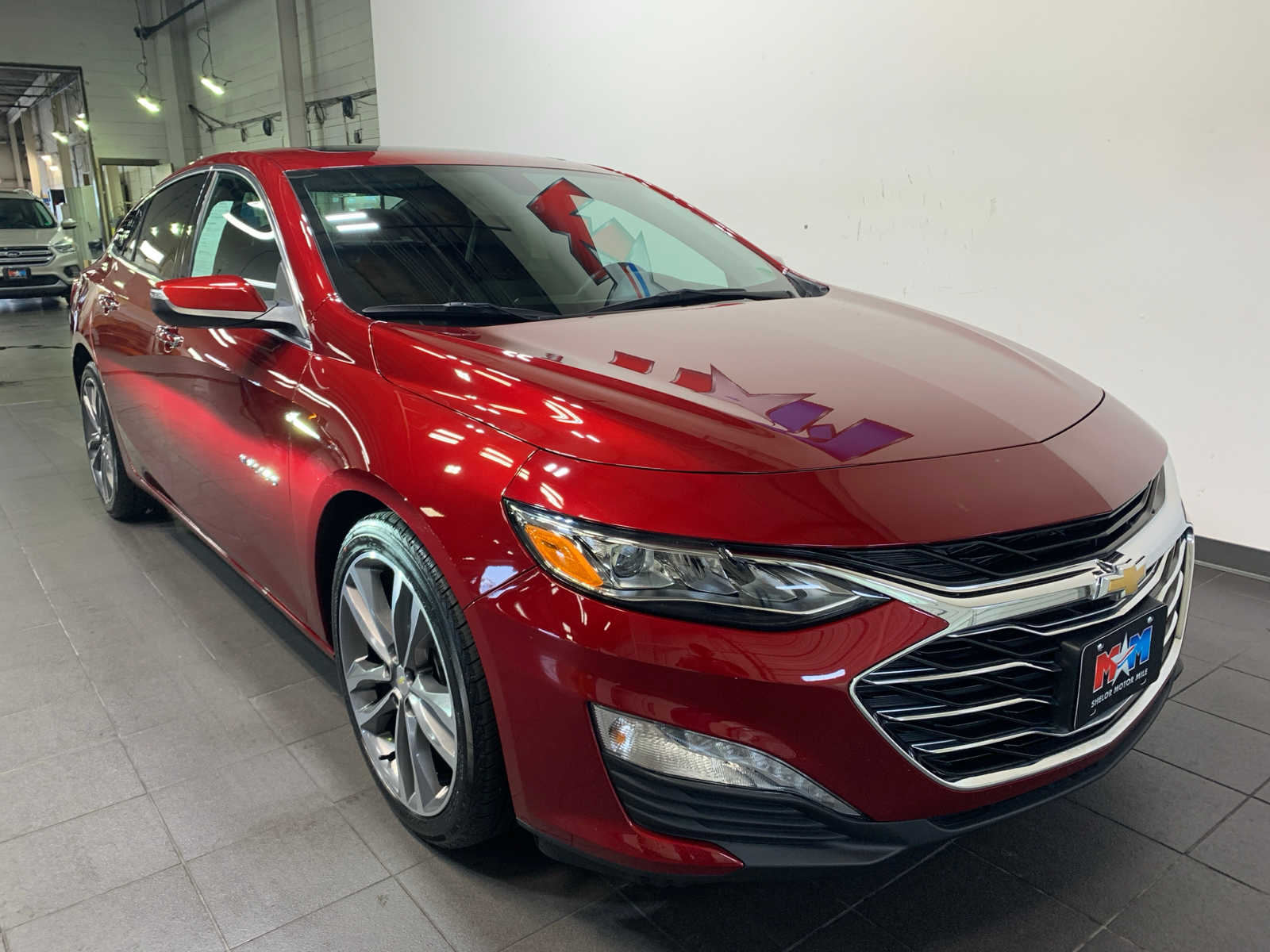 2020 Chevrolet Malibu Premier photo 2