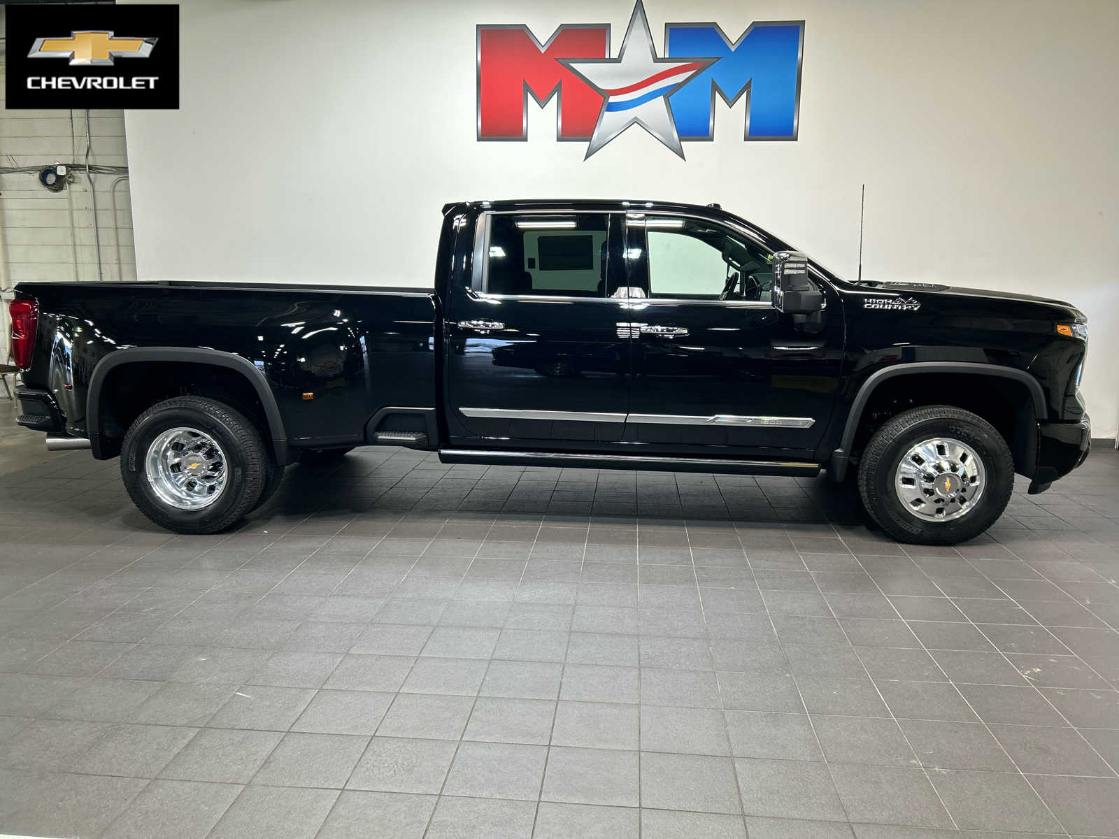 2026 Chevrolet Silverado 3500 HD High Country DRW Truck