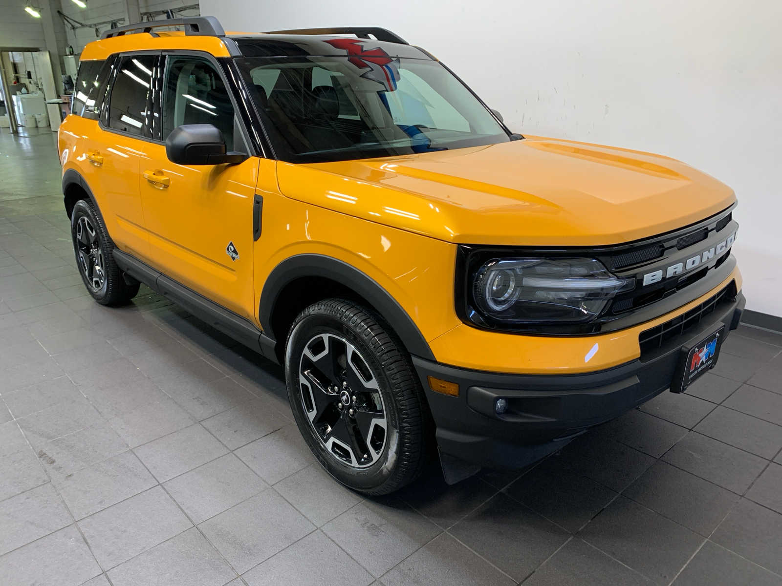 2023 Ford Bronco Sport Outer Banks photo 2