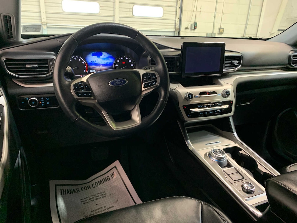 Used 2024 Ford Explorer XLT SUV