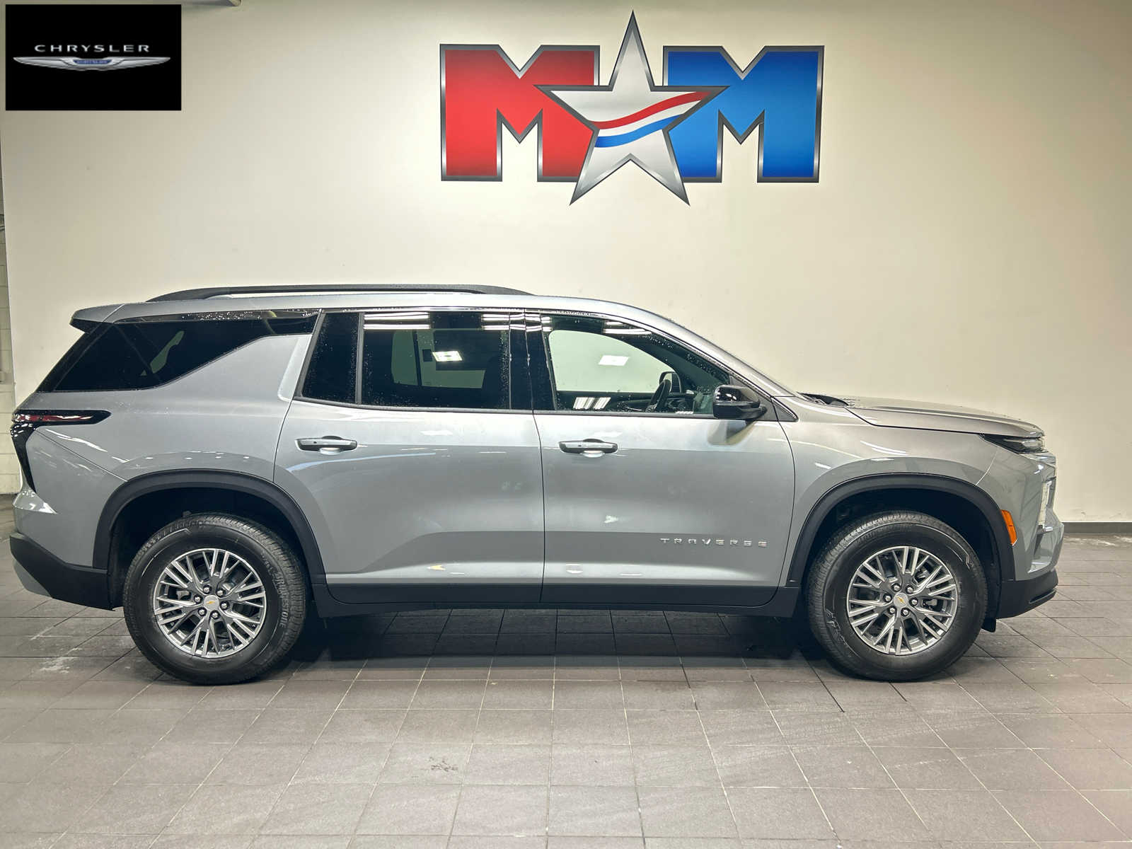2027 Chevrolet Traverse LT SUV