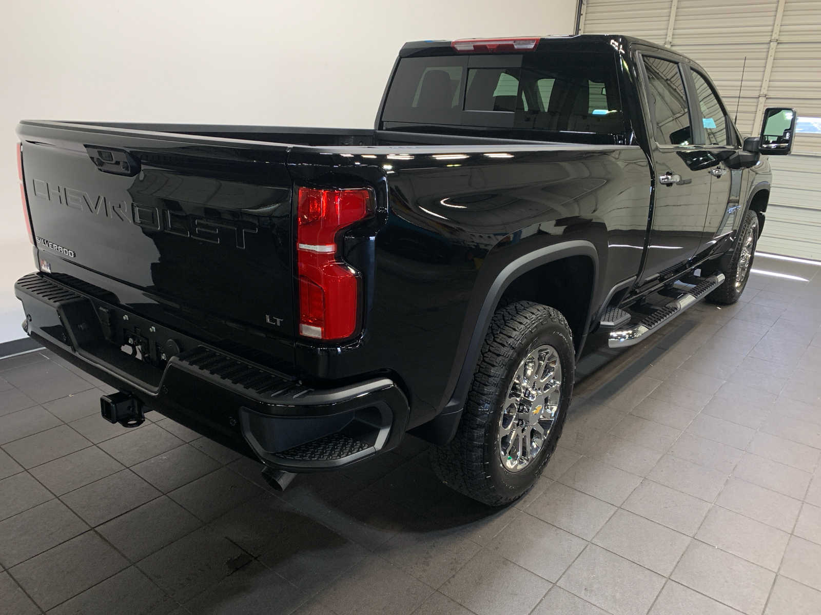 2026 Chevrolet Silverado 2500HD LT photo 3