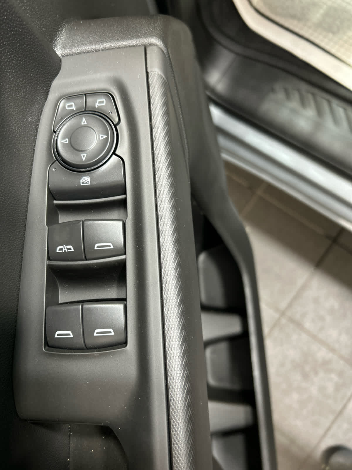2026 Chevrolet Silverado 1500 Custom - Photo 25