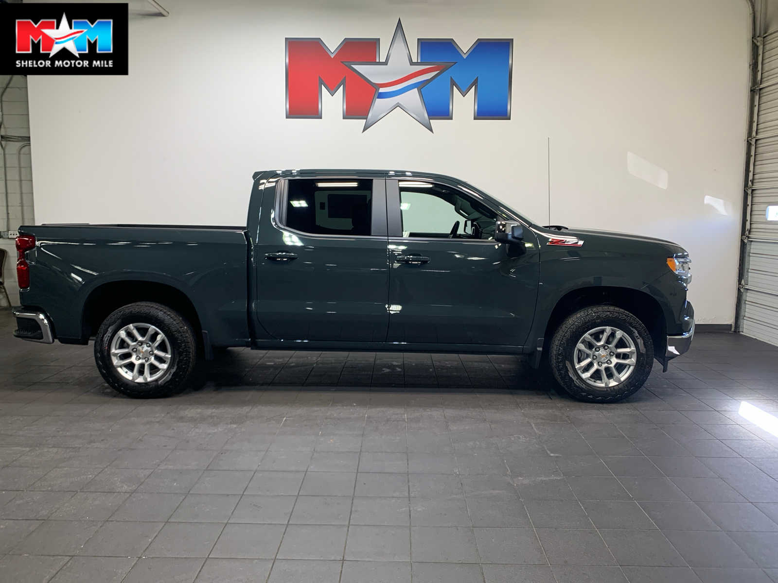 2026 Chevrolet Silverado 1500 LT's photo