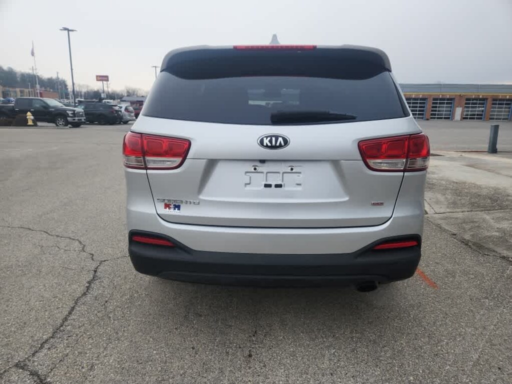 Used 2018 Kia Sorento LX SUV