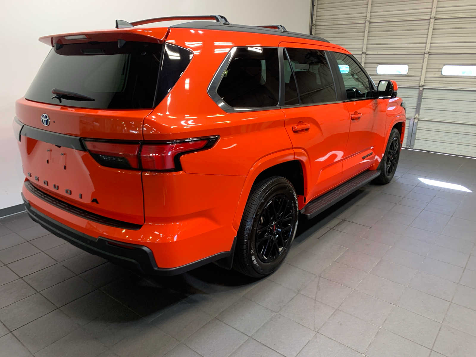 2024 Toyota Sequoia SR5 photo 3