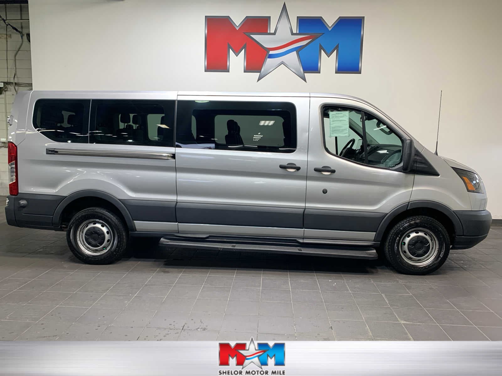 2016 Ford Transit 350 XL Wagon Low Roof Sliding Pass. 148's photo