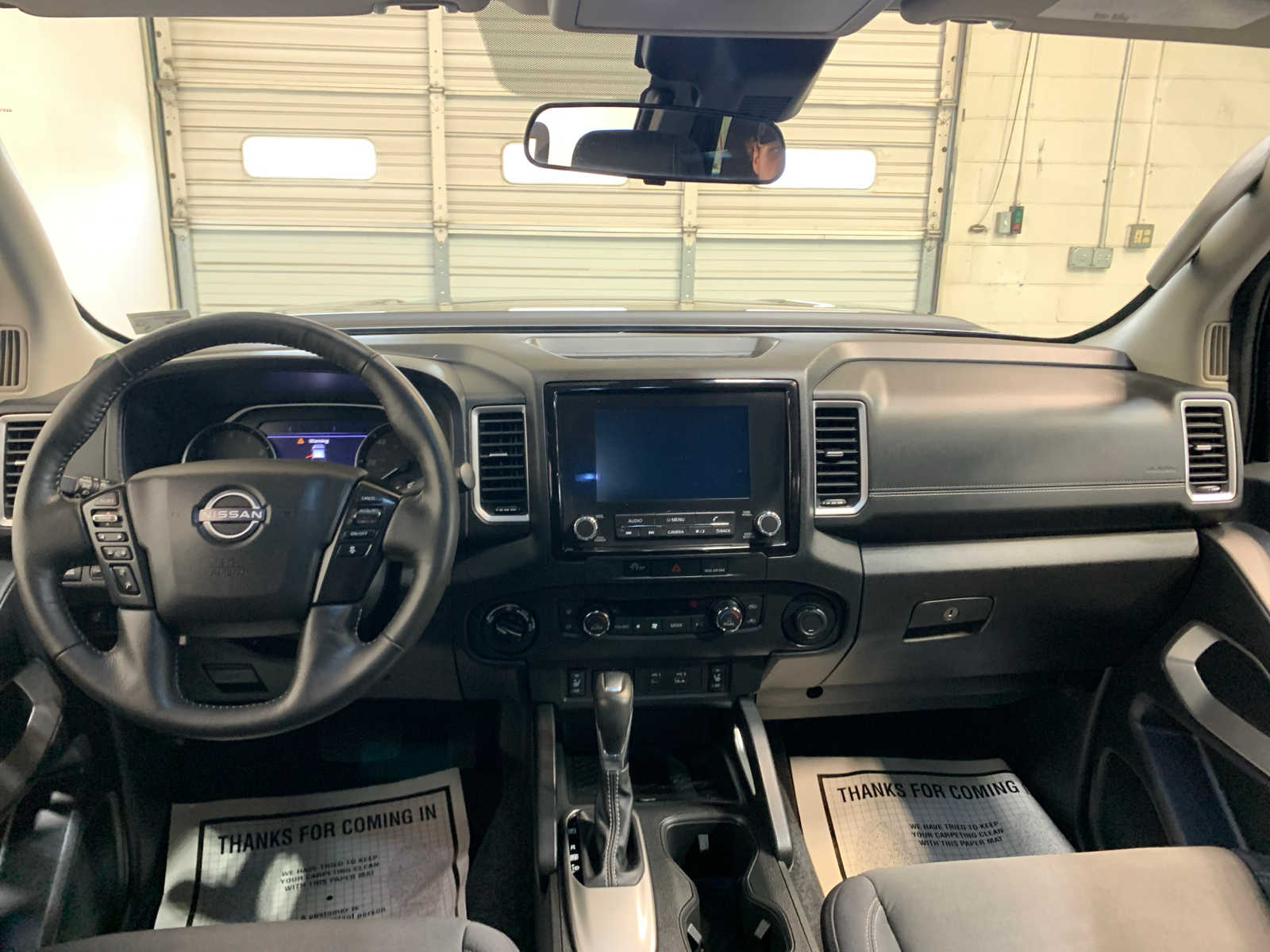 2024 Nissan Frontier SV Crew Cab photo 4