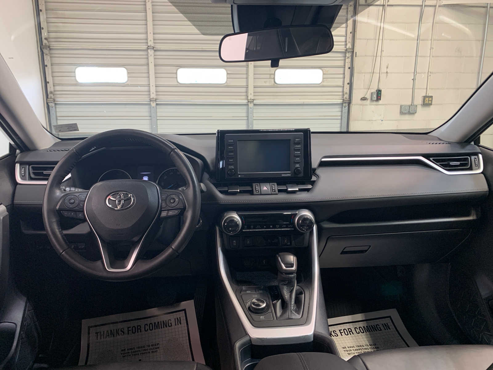 2021 Toyota RAV4 Hybrid XLE Premium photo 4