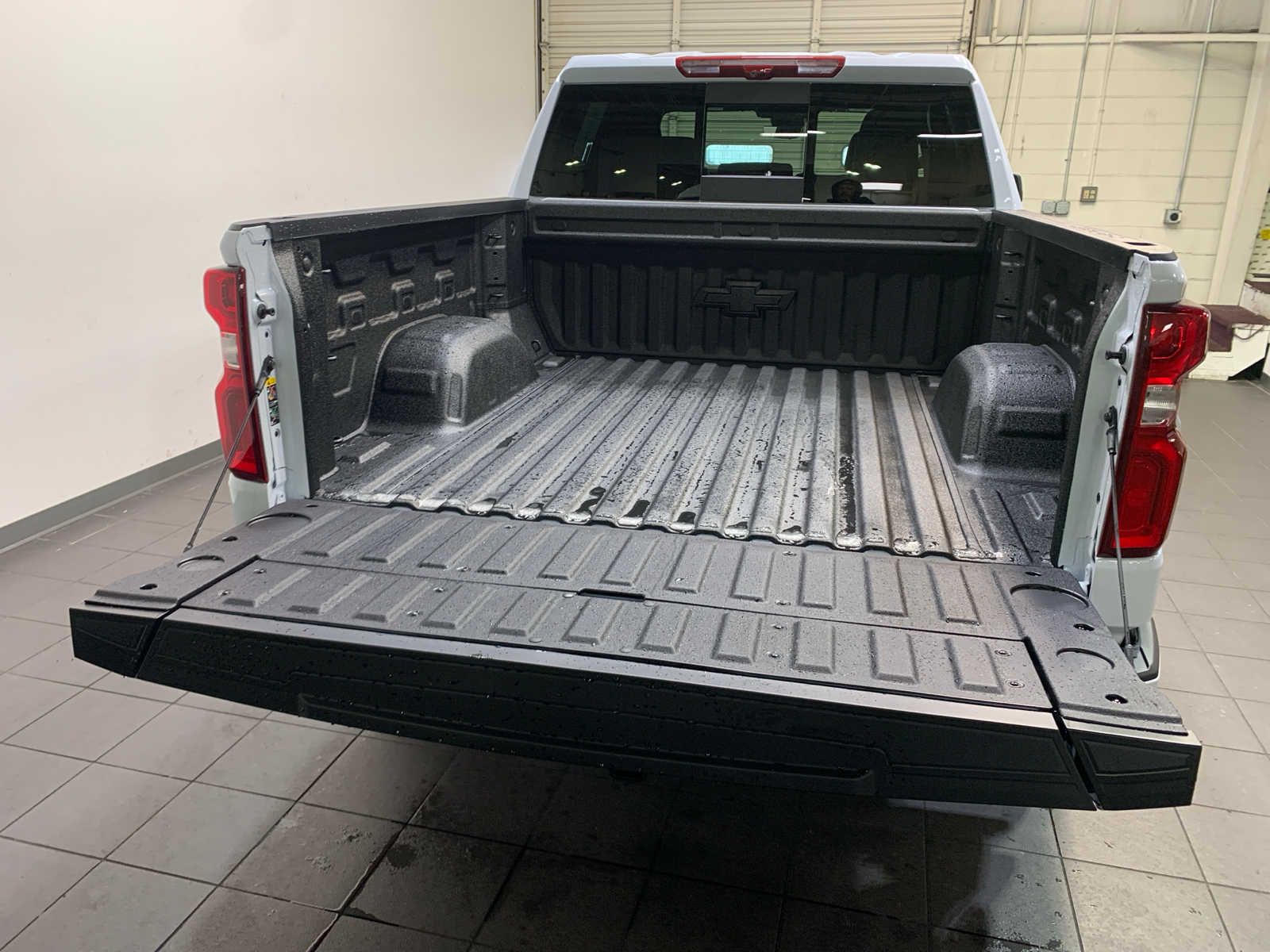 2026 Chevrolet Silverado 1500 High Country - Photo 11