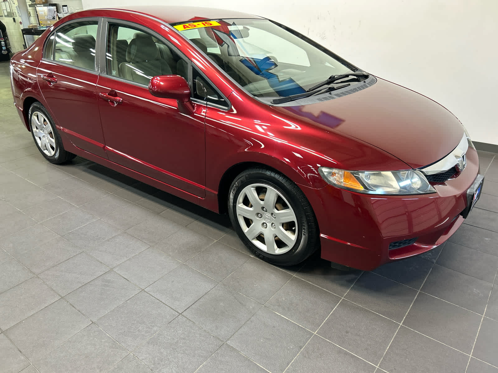 Used 2009 Honda Civic LX with VIN 19XFA16569E005711 for sale in Christiansburg, VA