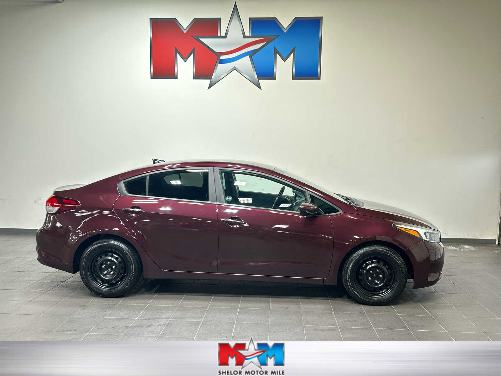 Used 2018 Kia FORTE LX with VIN 3KPFK4A76JE183470 for sale in Christiansburg, VA