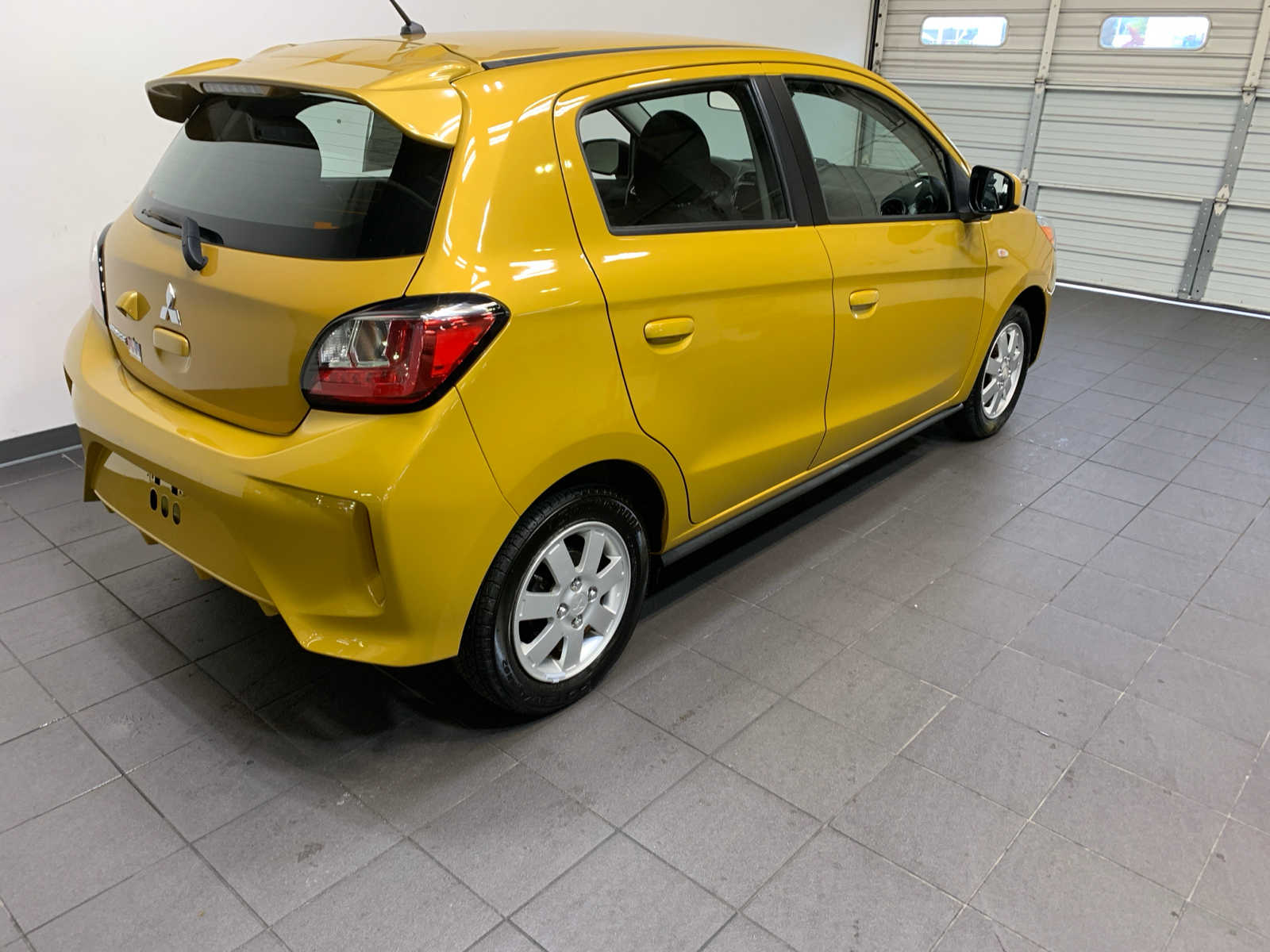 2021 Mitsubishi Mirage ES photo 3