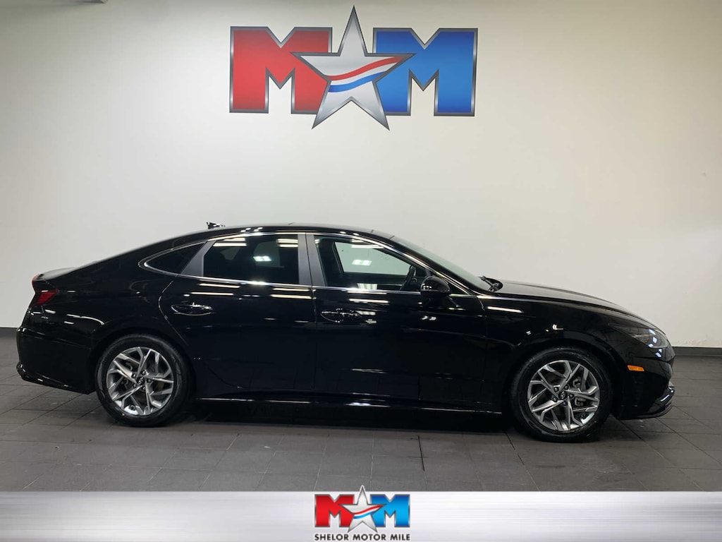 Used 2023 Hyundai Sonata SEL Sedan