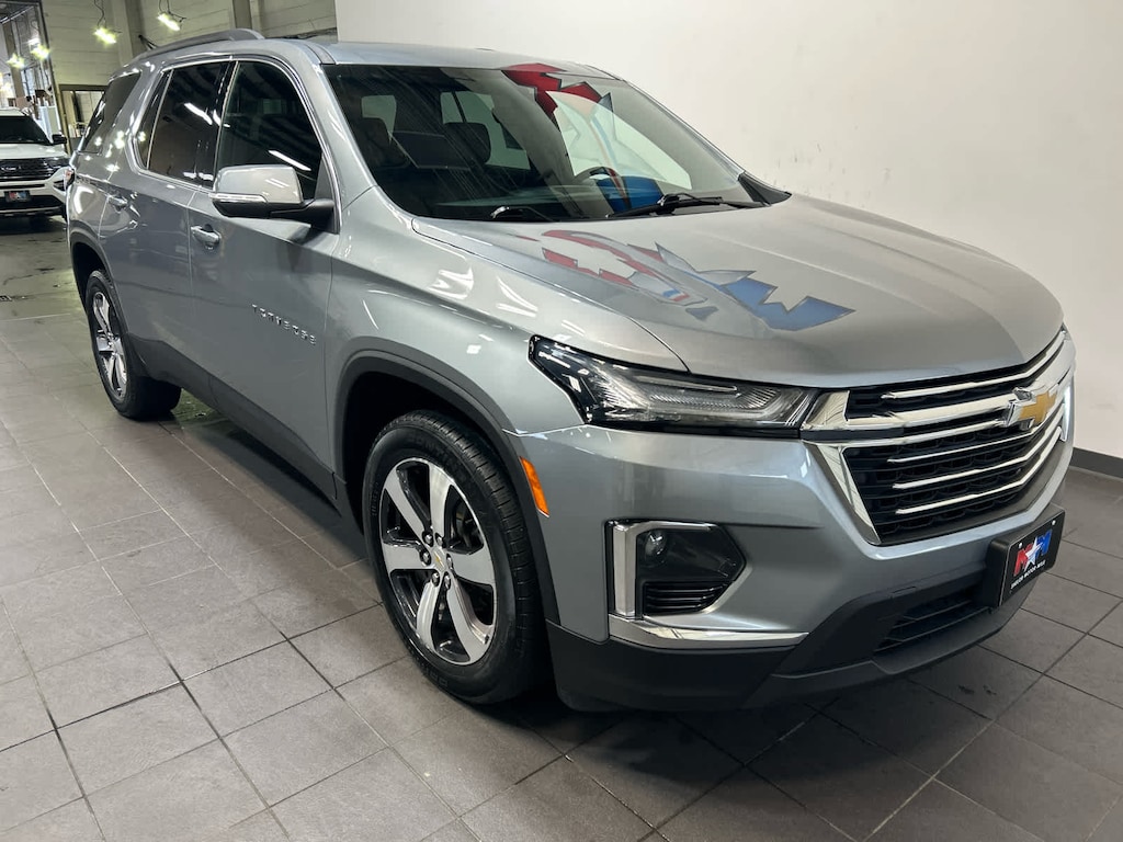 Used 2023 Chevrolet Traverse LT Leather SUV