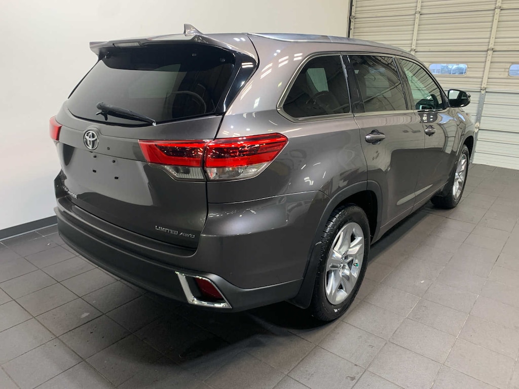 Used 2019 Toyota Highlander Limited SUV