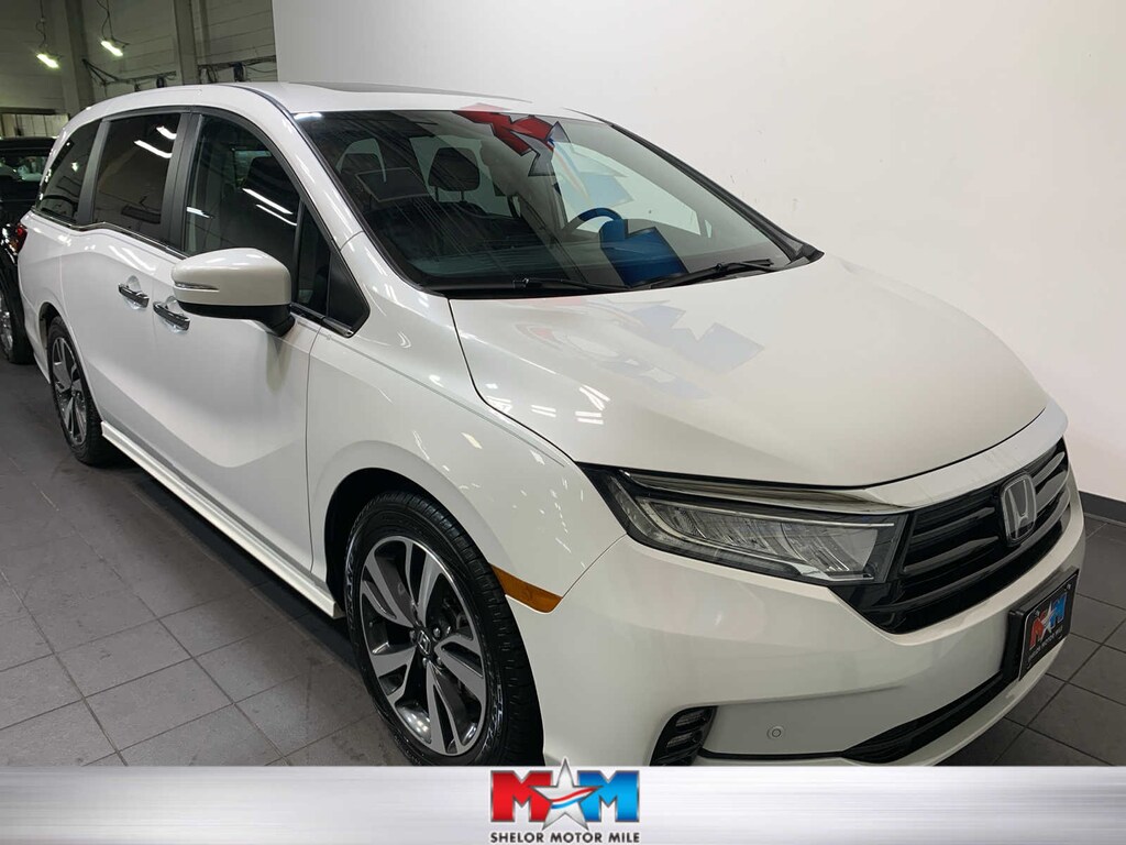 Used 2023 Honda Odyssey Touring Van
