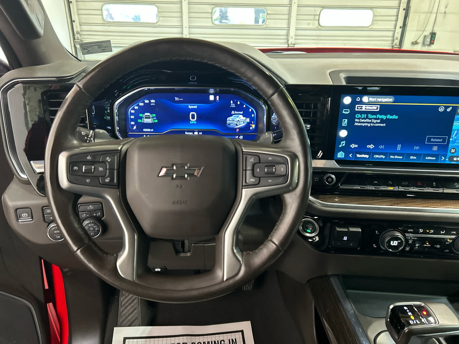 2022 Chevrolet Silverado 1500 RST - Photo 9