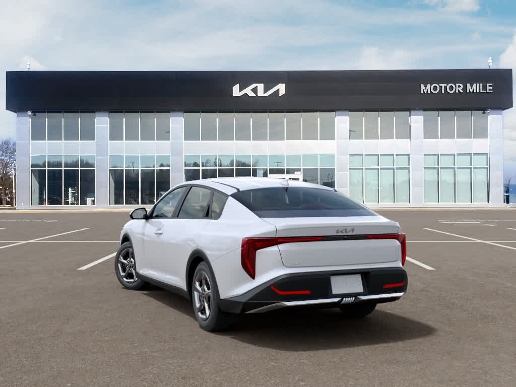 New 2026 Kia K4 LXS Sedan