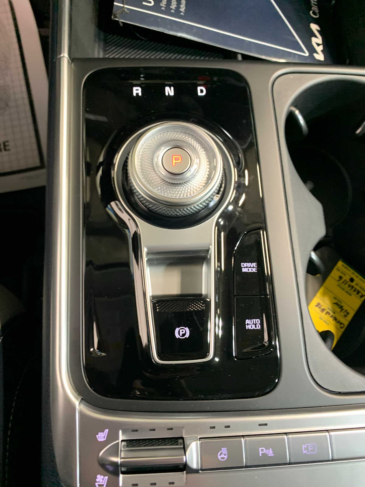 2026 Kia Carnival SX Prestige - Photo 13