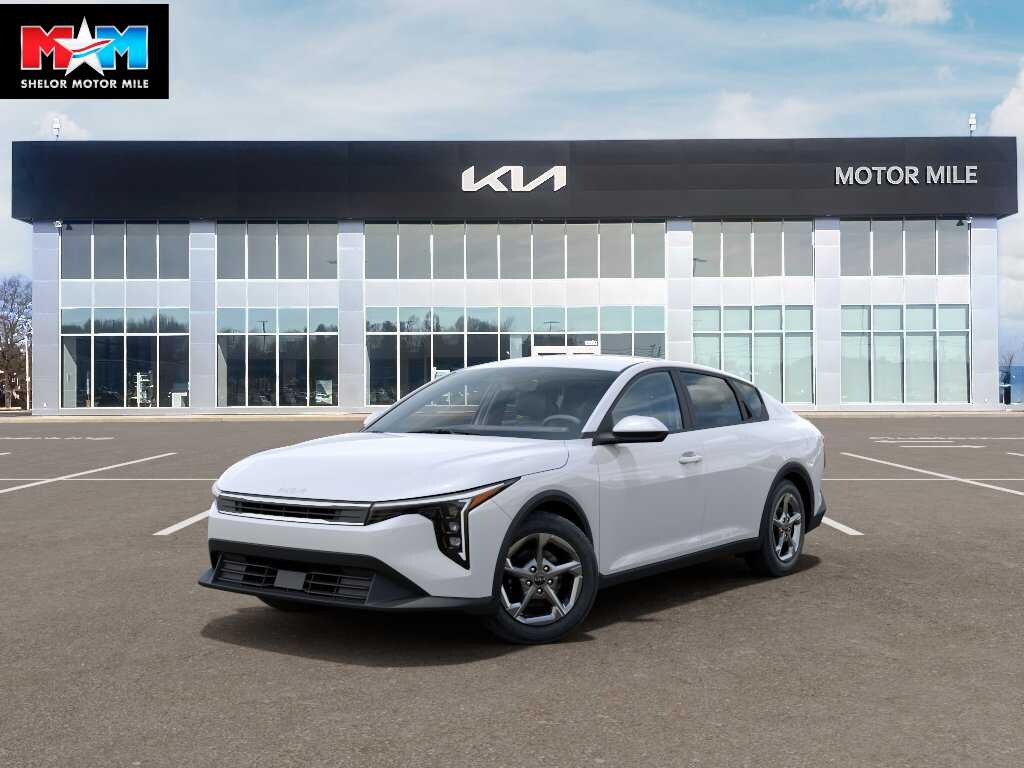 New 2026 Kia K4 LXS Sedan