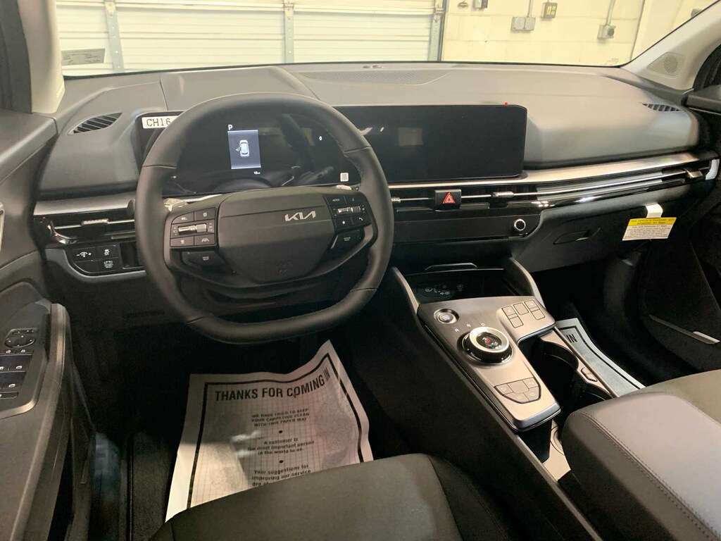 New 2026 Kia Sportage Hybrid S SUV