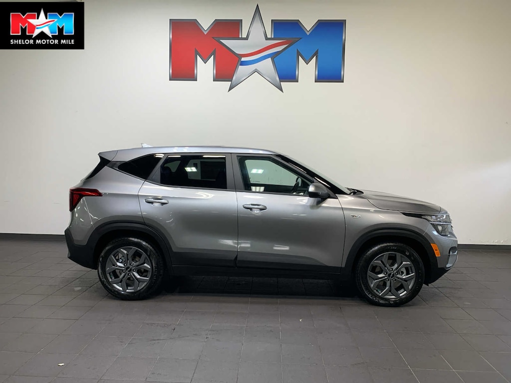 New 2026 Kia Seltos LX SUV