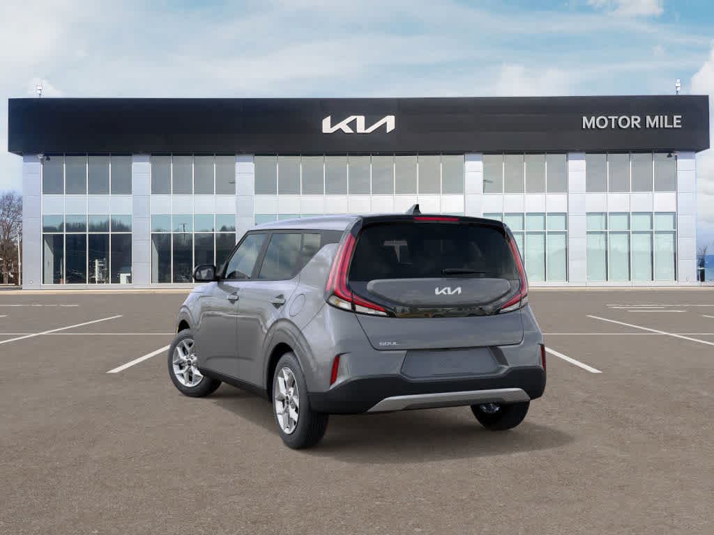 New 2025 Kia Soul LX Hatchback