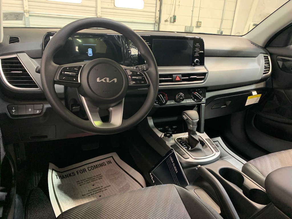 New 2026 Kia Seltos LX SUV