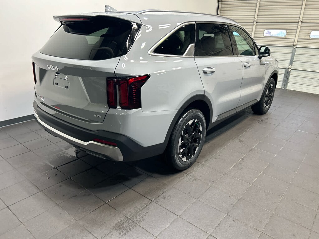 New 2026 Kia Sorento S SUV