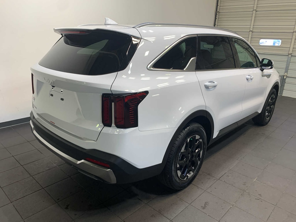 New 2026 Kia Sorento S SUV