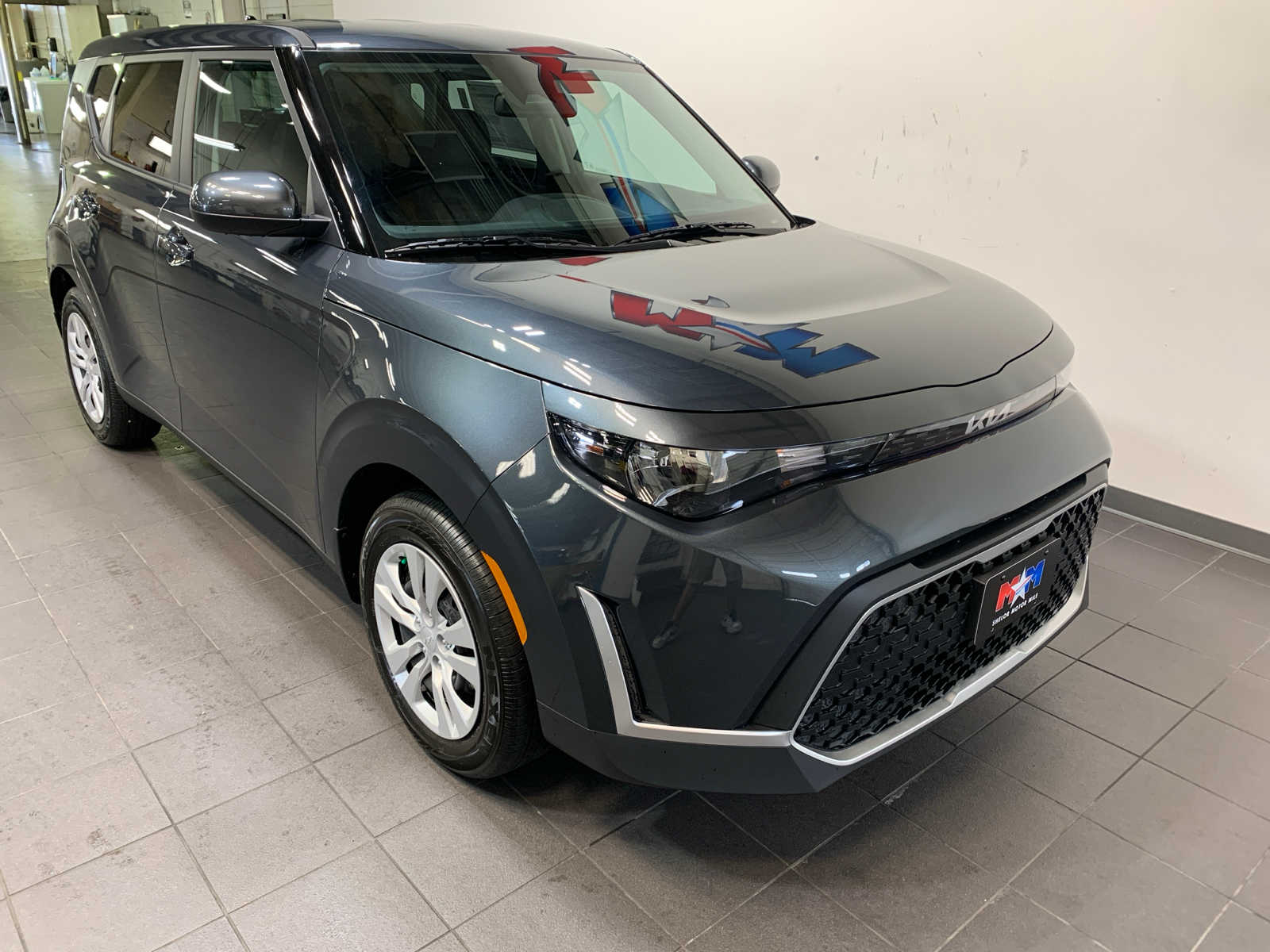 2025 Kia Soul LX photo 2