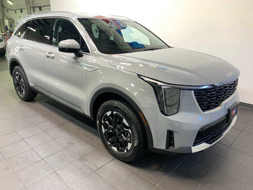 New 2026 Kia Sorento S SUV