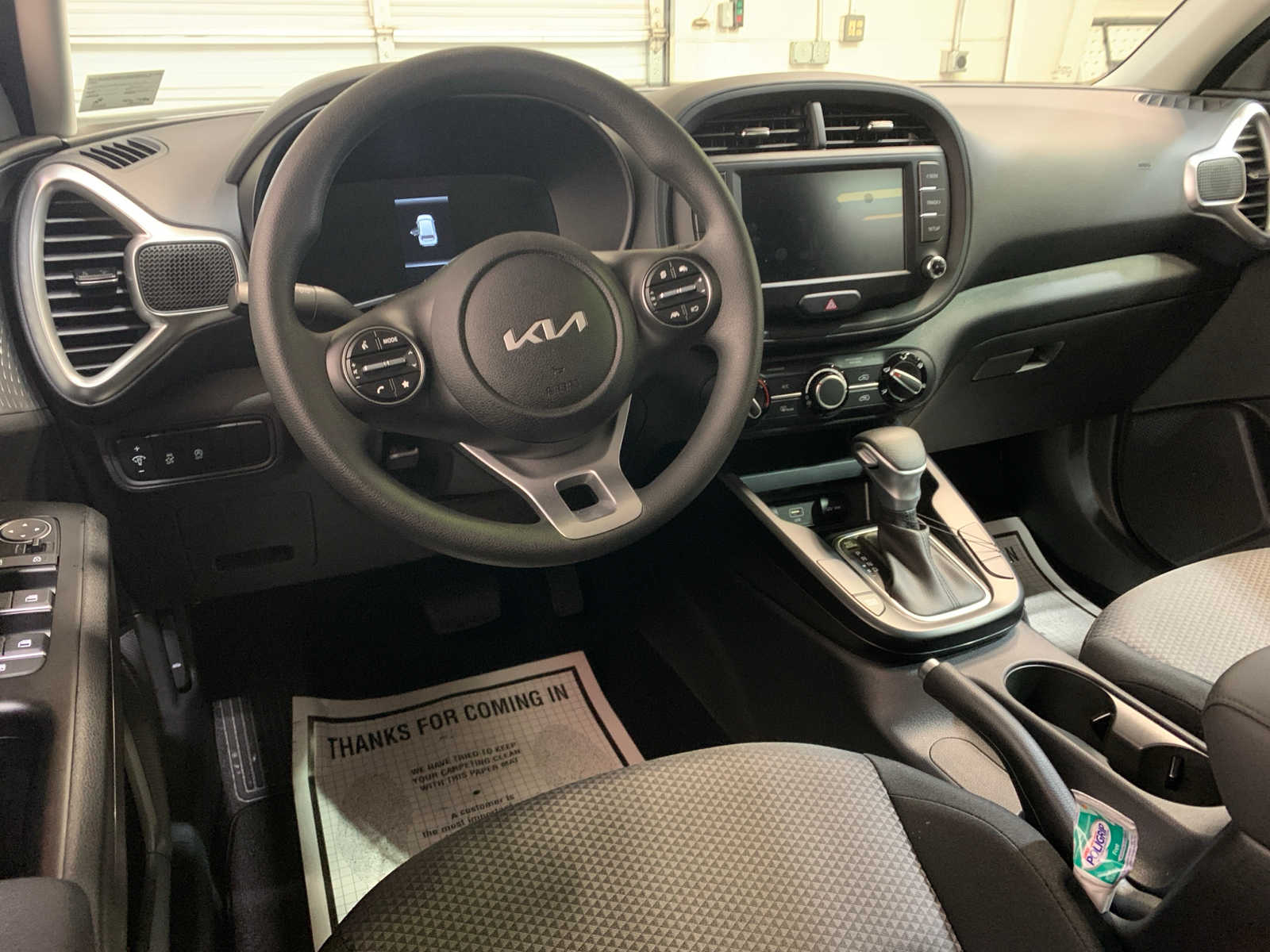 2025 Kia Soul LX photo 4