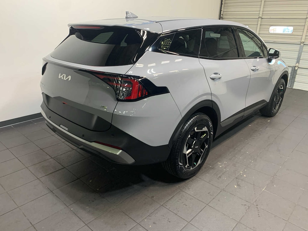 New 2026 Kia Sportage Hybrid S SUV