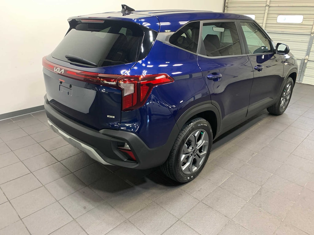 New 2026 Kia Seltos LX SUV