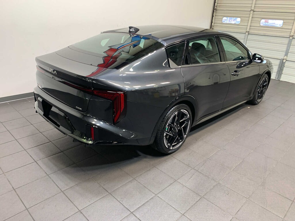 New 2025 Kia K4 GT-Line Sedan