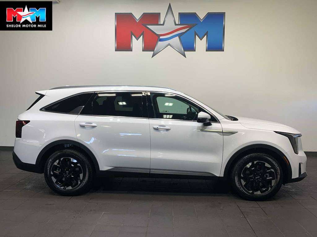 New 2026 Kia Sorento S SUV