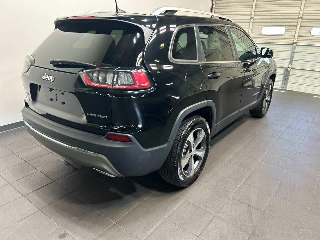 Used 2021 Jeep Cherokee Limited SUV