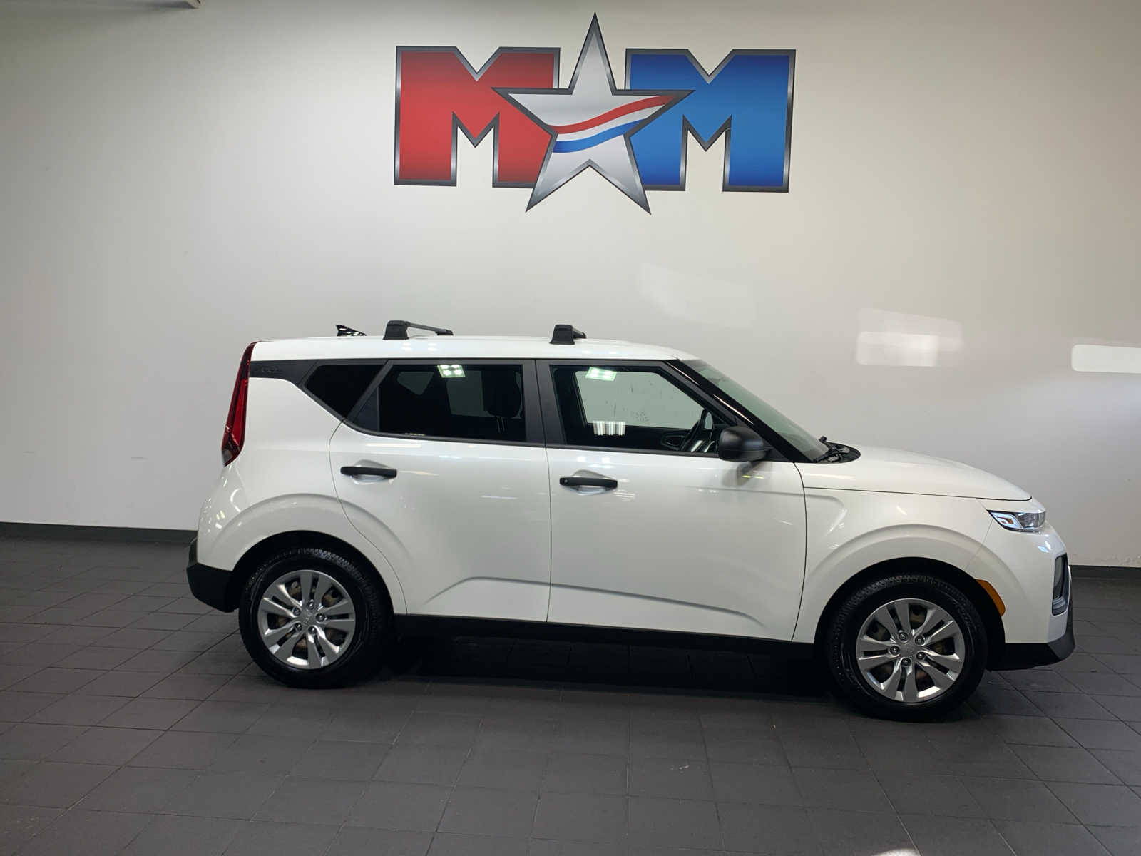 2021 Kia Soul LX photo 3