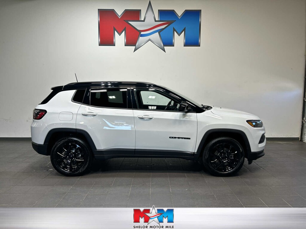 Used 2022 Jeep Compass Latitude SUV